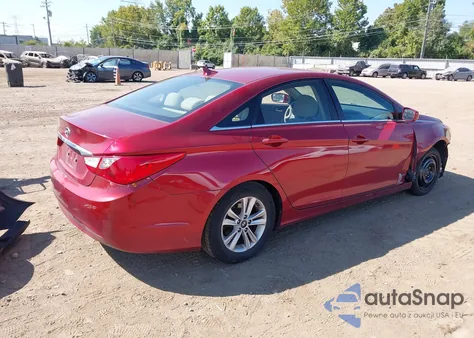 2013 Hyundai Sonata Gls z USA, uszkodzony, nr VIN 5NPEB4AC4DH737291